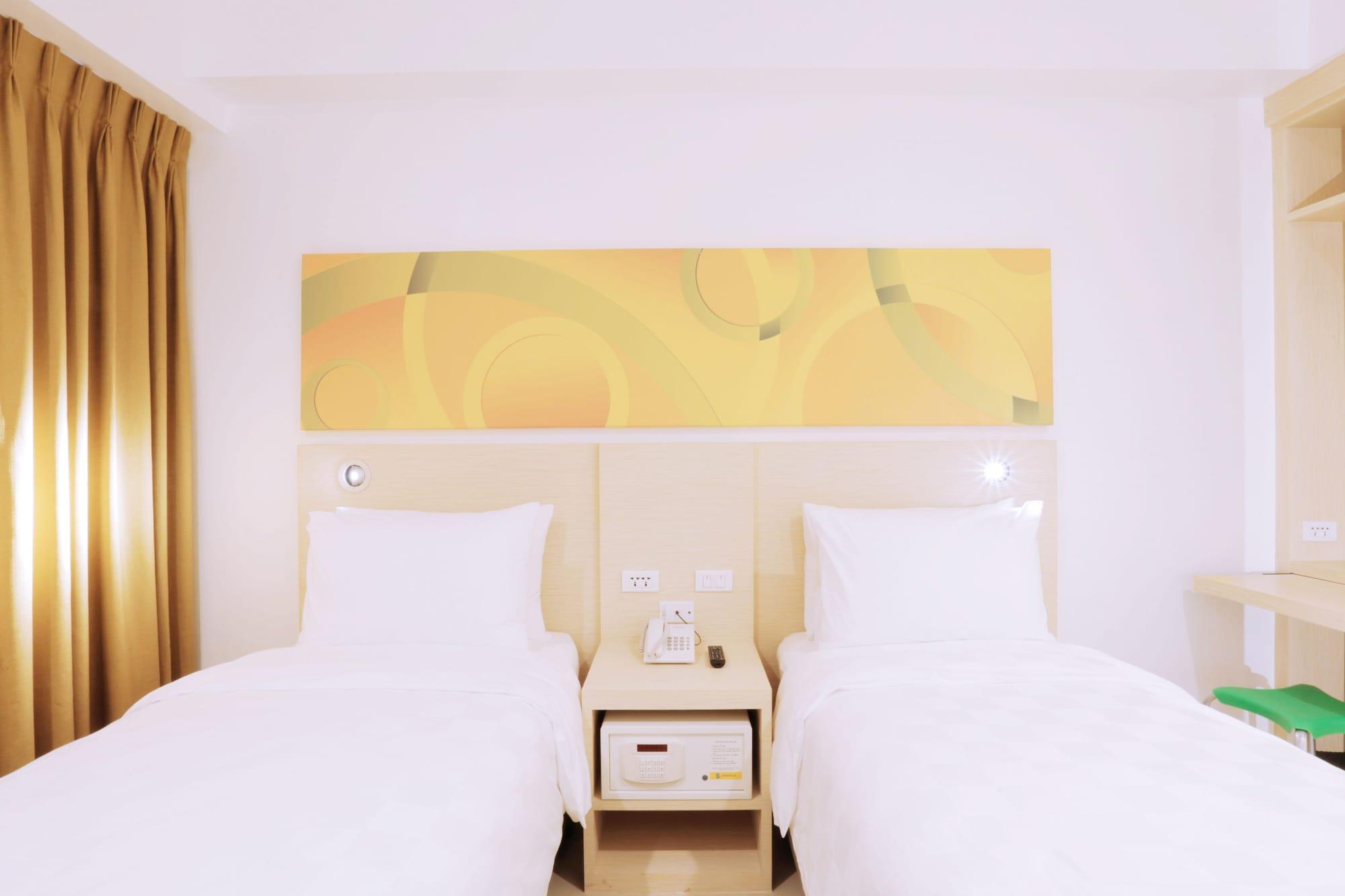 Go Hotels Ermita, Manilla Buitenkant foto