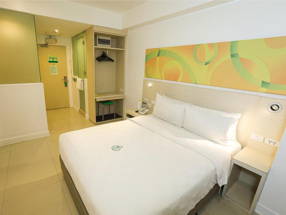 Go Hotels Ermita, Manilla Buitenkant foto