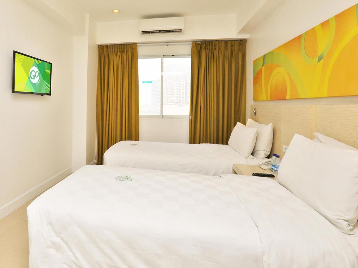Go Hotels Ermita, Manilla Buitenkant foto