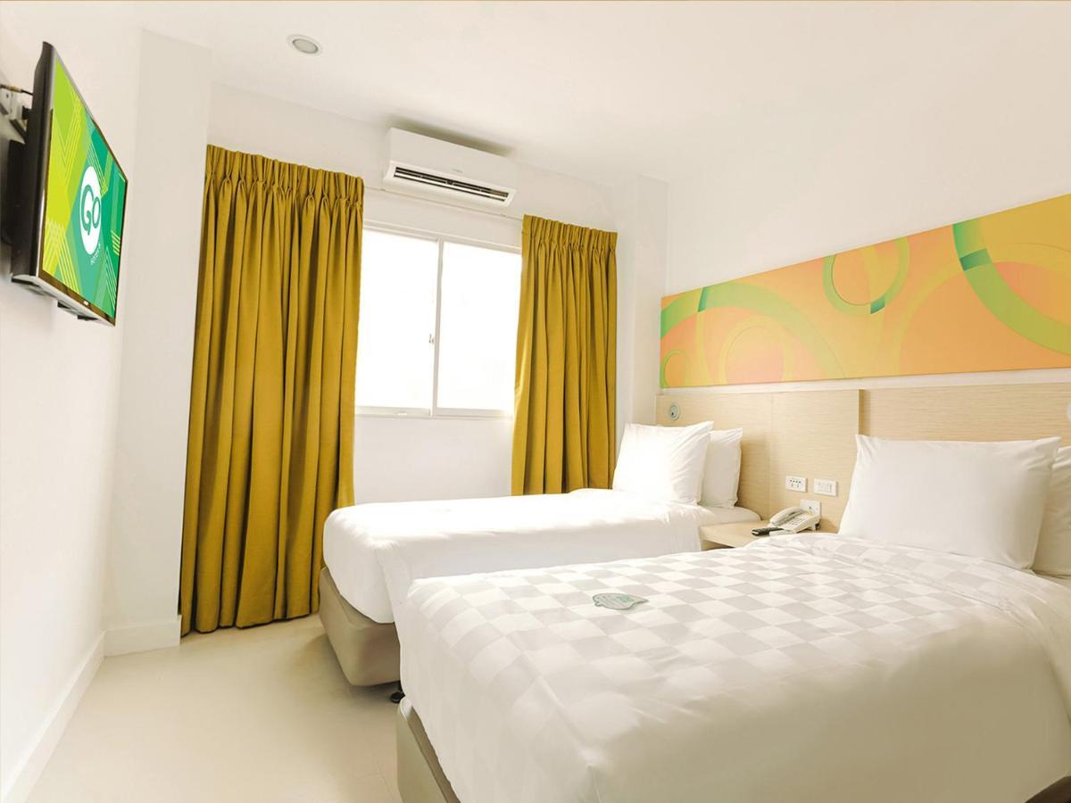 Go Hotels Ermita, Manilla Buitenkant foto