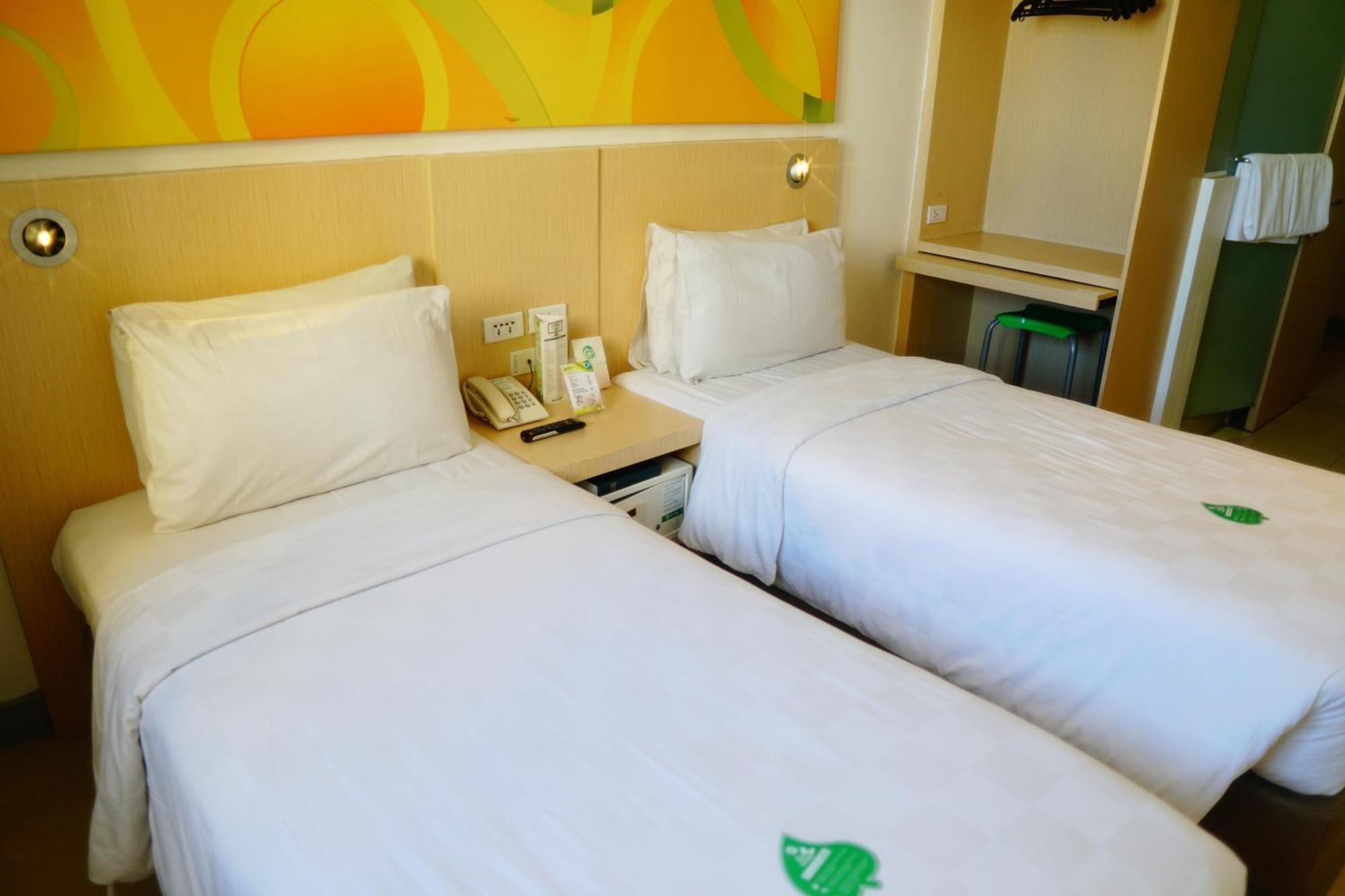 Go Hotels Ermita, Manilla Buitenkant foto